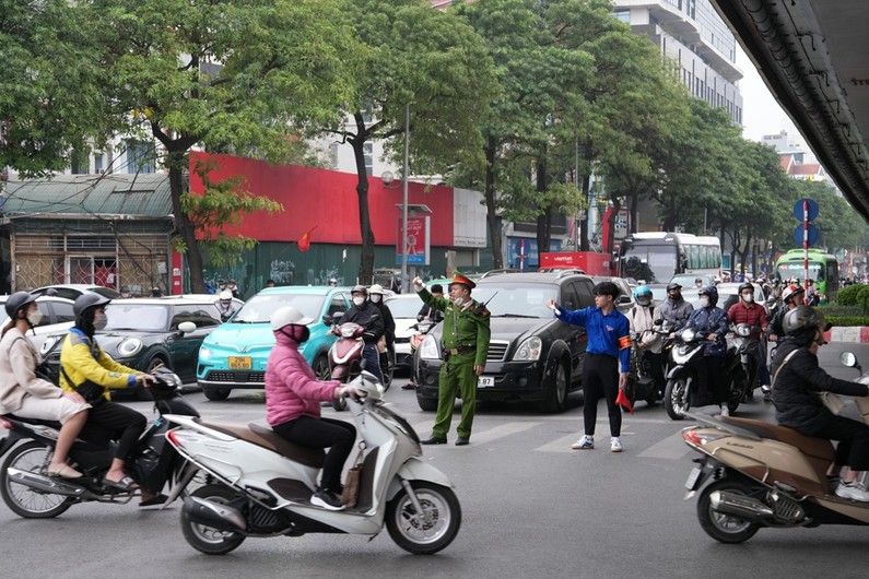 Nhân rộng mô hình “Con đường màu xanh” tại quận Cầu Giấy