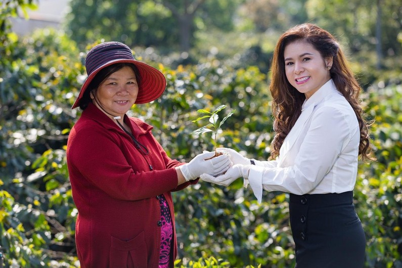 CEO TNI King Coffee Lê Hoàng Diệp Thảo đã công bố dự án Happy Farmers là cầu nối liên kết và hợp tác lâu dài với các nhà cung ứng