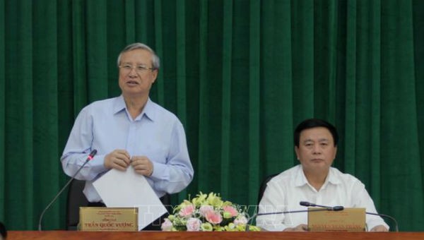 Tăng cường sự thống nhất tư tưởng trong Đảng