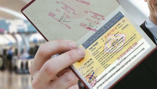 Chính sách visa - “nút thắt cổ chai” của ngành du lịch?