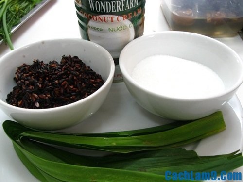Kết quả hình ảnh cho cách lam sữa chua nếp cẩm
