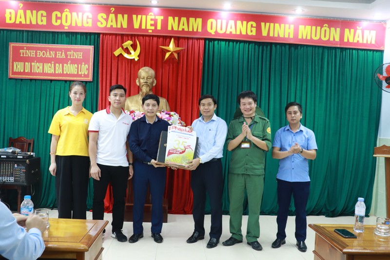 Báo Pháp luật Việt Nam bắt đầu hành trình tri ân tháng 7