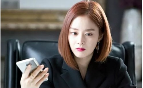 Kế hoạch trả thù mang hình 'viên đạn bọc đường' của người vợ bị phản bội ke hoach tra thu mang hinh vien dan boc duong cua nguoi vo bi phan boi