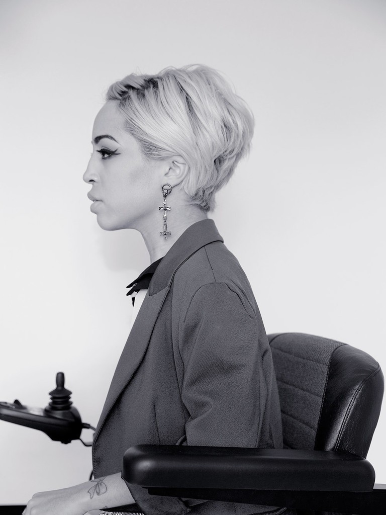 vẻ đẹp đạc biệt của làng thời trang Jillian Mercado