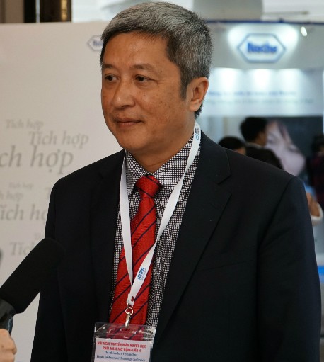 Bác sĩ Nguyễn Trường Sơn - Giám đốc Bệnh viện Chợ Rẫy chia sẻ về kỹ thuật sàng lọc máu.