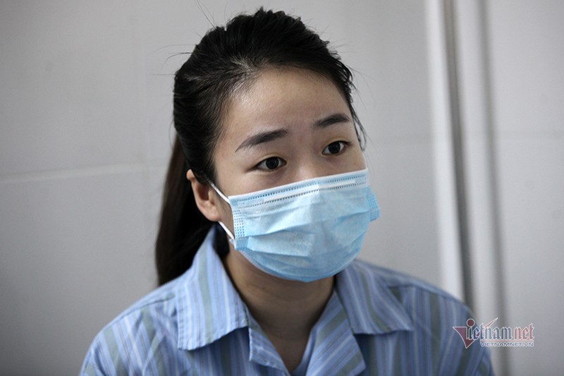 Nữ tiếp viên dương tính nCoV sau 8 ngày âm tính: 'Mỗi lần ho ruột gan như bị lôi ra ngoài'