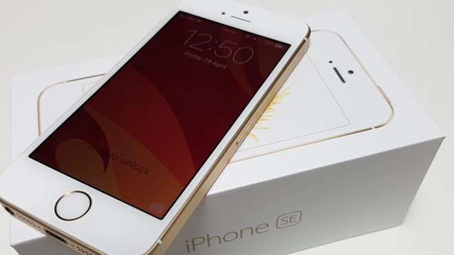 Apple bat ngo ban lai iPhone SE hinh anh 2