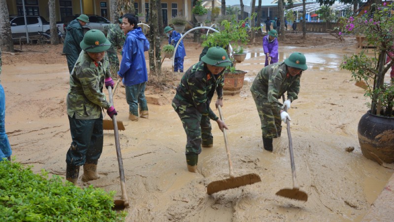 Tiếp bước đồng đội sưởi ấm lòng dân