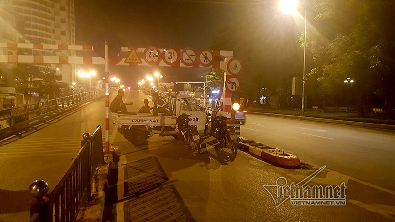 {title} tai nạn,tai nạn giao thông,tai nạn chết người,cầu vượt Thái Hà,Hà Nội