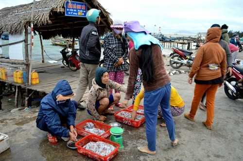 khach-tay-ghen-ty-voi-phu-nu-viet-vi-an-mai-khong-beo-2