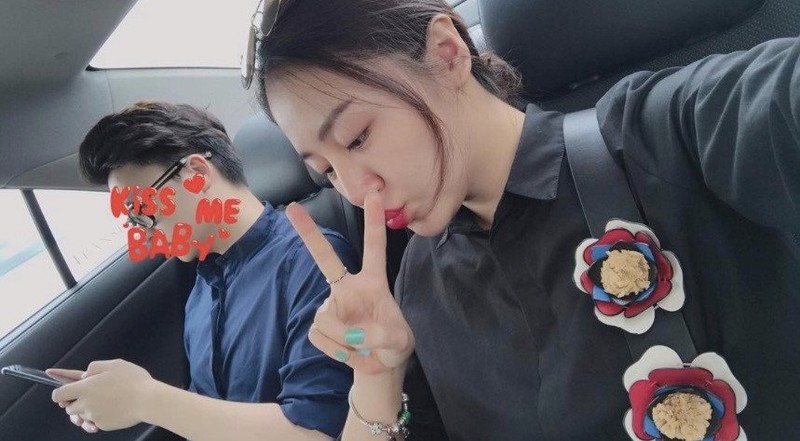 {title} Hôn phu Tú Anh phủ nhận mời Văn Mai Hương dự đám cưới