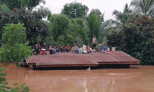 Nhiều nơi ở Lào vẫn đang bị cô lập. Ảnh: ABC Laos News