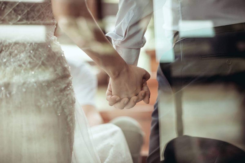 Nữ ca sĩ xinh đẹp làm đám cưới với Thứ trưởng Bộ Tài chính ở Vinh hình ảnh 3 nu ca si xinh dep lam dam cuoi voi thu truong bo tai chinh o vinh hinh anh 3
