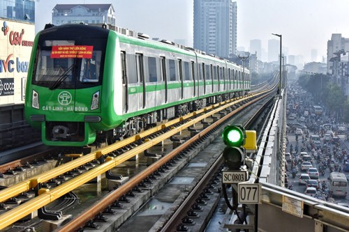 Tuyến đường sắt Cát Linh - Hà Đông đã vận hành thử được 6 tháng. Ảnh: Giang Huy.