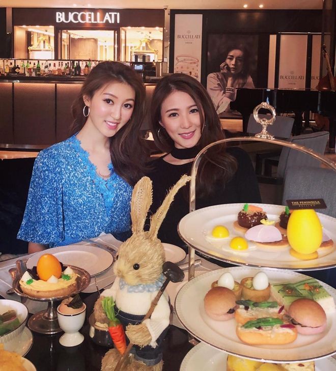 Hai cô đào xứ Cảng thơm sống thế nào sau chia tay tình già đáng tuổi bố hình ảnh 12 hai co dao xu cang thom song the nao sau chia tay tinh gia dang tuoi bo hinh anh 12