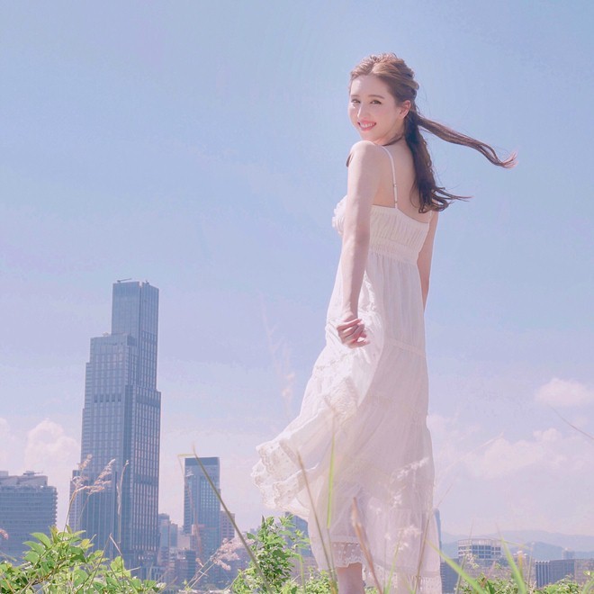 Hai cô đào xứ Cảng thơm sống thế nào sau chia tay tình già đáng tuổi bố hình ảnh 19 hai co dao xu cang thom song the nao sau chia tay tinh gia dang tuoi bo hinh anh 19