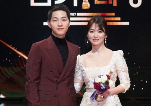 Song Hye Kyo - Song Joong Ki khi hẹn hò. Ảnh: Star.