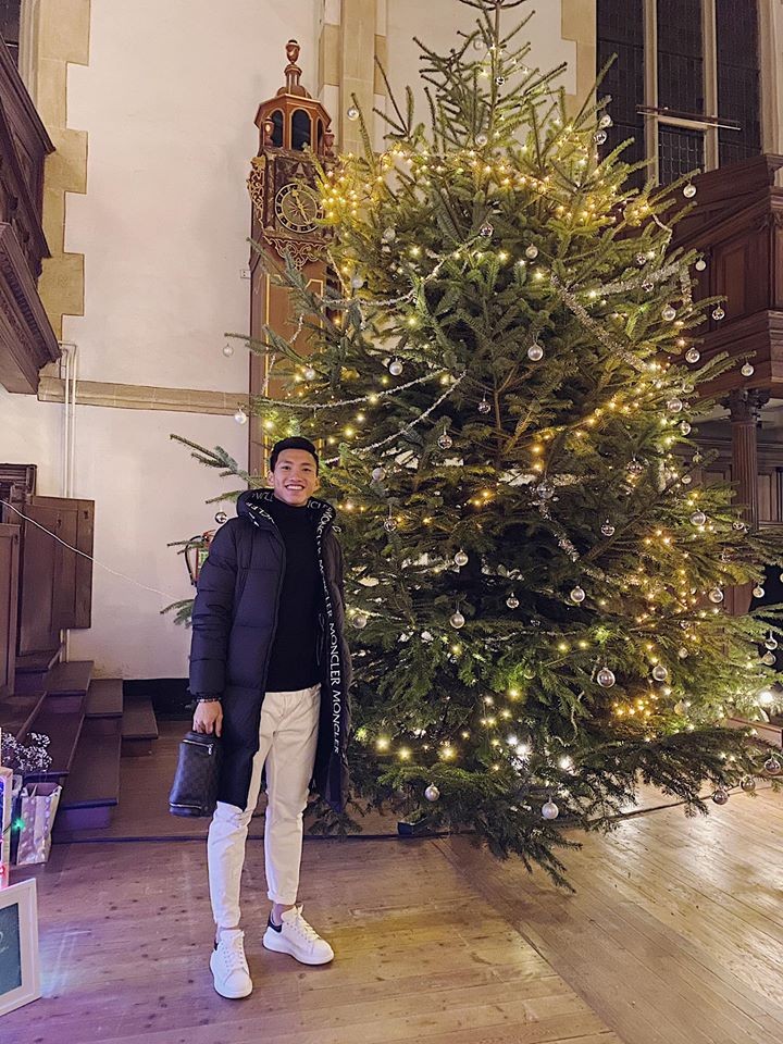 "Cười ngất" vì Văn Hậu khoe ảnh "bên Hà Lan" khi Ngạn "Mắt biếc" cả đời không được hình ảnh 2 "cuoi ngat" vi van hau khoe anh "ben ha lan" khi ngan "mat biec" ca doi khong duoc hinh anh 2