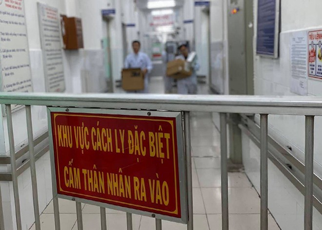 Khu vực cách ly bệnh nhân viêm phổi Vũ Hán ở Bệnh viện Chợ Rẫy. Ảnh: Lê Phương.