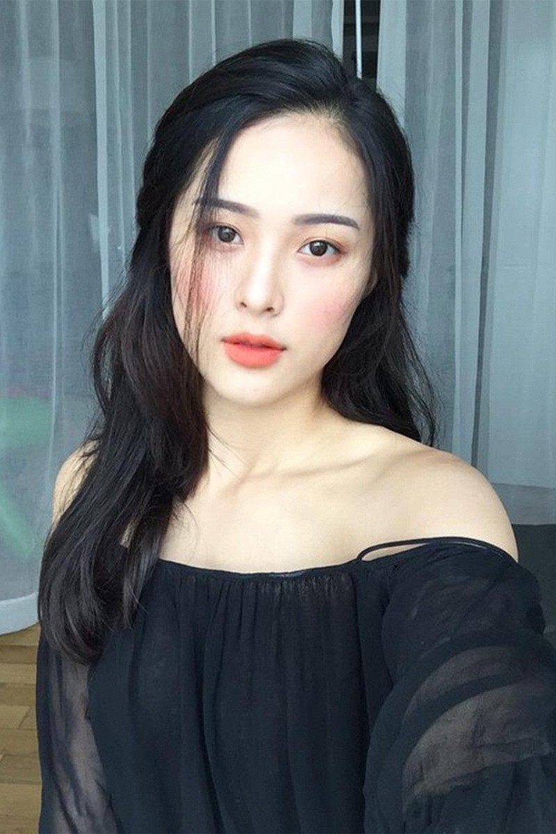 Hạ Vi mong không bị gán ghép với tình cũ Hạ Vi: Người cũ đã có vợ, xin đừng gán ghép với tên tôi