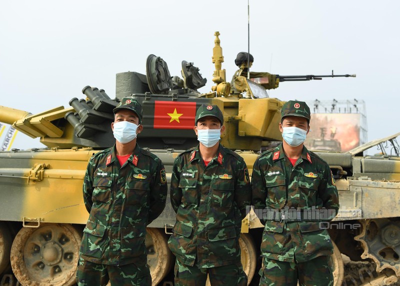 Việt Nam vô địch chung kết bảng 2 cuộc thi “Xe tăng hành tiến"