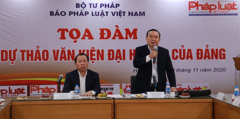 Tọa đàm Góp ý dự thảo văn kiện Đại hội XIII của Đảng tại Báo Pháp luật Việt Nam