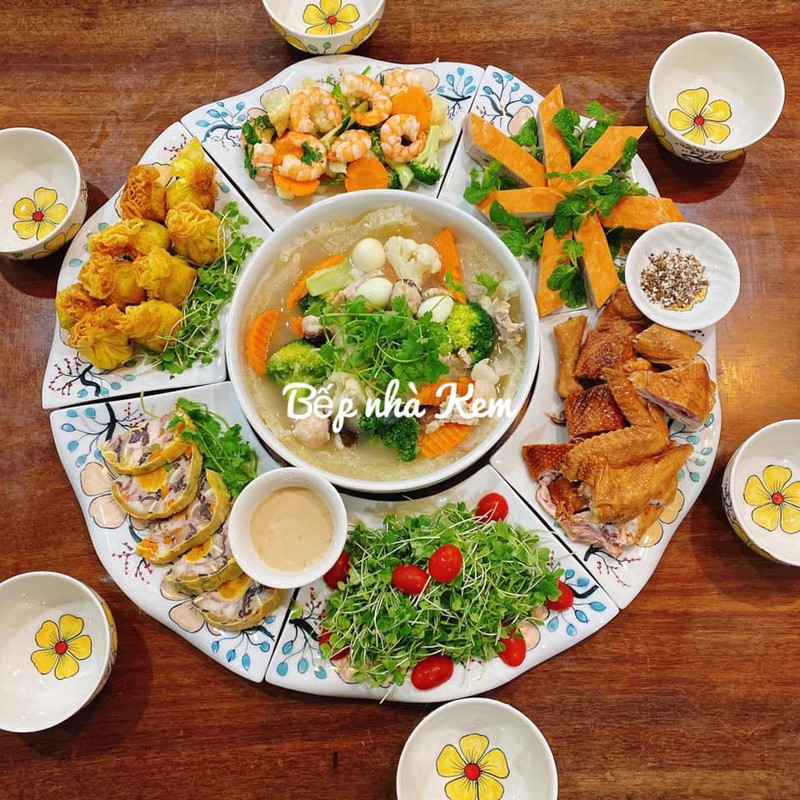 Goi y mam com ngay ram thang Gieng thinh soan cho cac gia dinh hinh anh 3 bich_le_ng.jpg