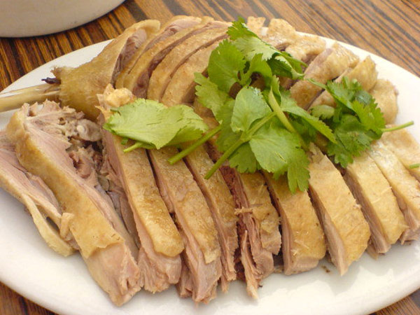 Mẹo nhổ lông vịt sạch trong 'một nốt nhạc'