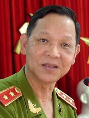Trung tướng Nguyễn Việt Thành