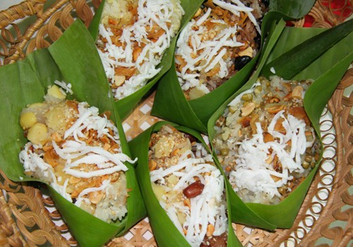 Kết quả hình ảnh cho Xôi ngũ sắc