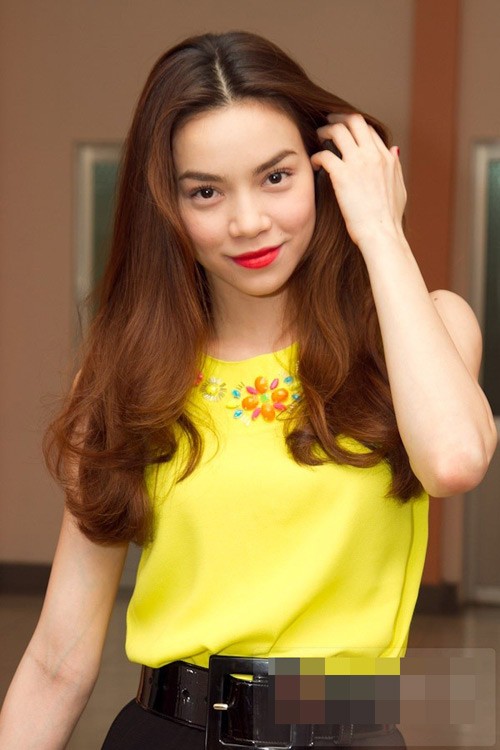 Kết quả hình ảnh cho Tóc dài xõa Châu âu