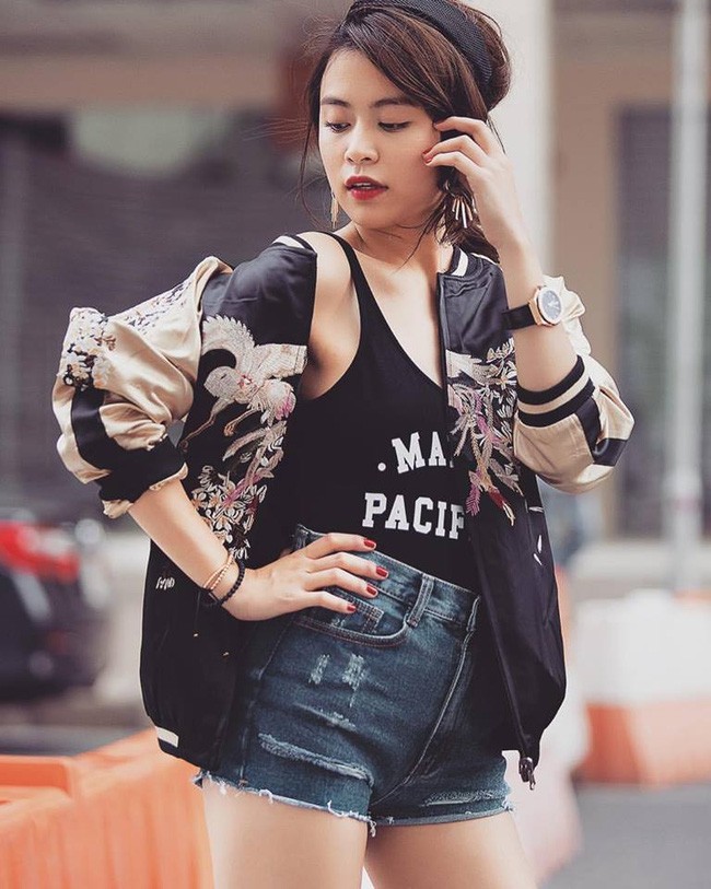 Kết quả hình ảnh cho Áo khoác trễ vai Châu âu