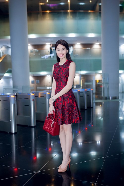 Kết quả hình ảnh cho Thu Thảo hàng hiệu