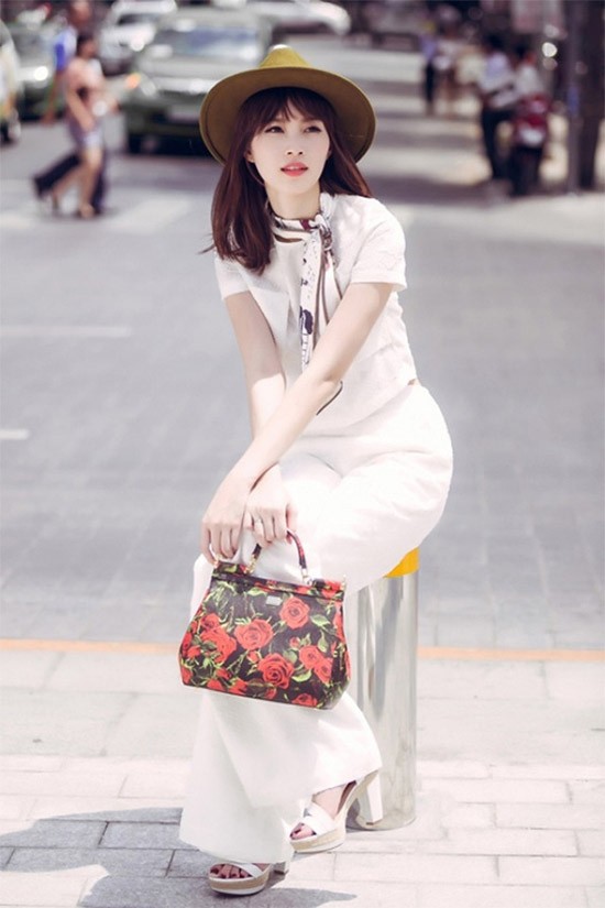 Kết quả hình ảnh cho Thu Thảo hàng hiệu