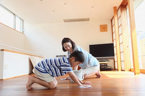 Kết quả hình ảnh cho Hạn chế lau nhà bằng nước
