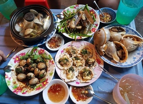 nhung-con-hem-an-vat-luon-tap-nap-o-sai-gon-5