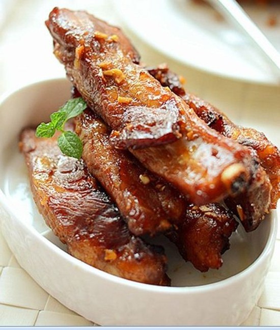 Kết quả hình ảnh cho sườn heo nướng tỏi