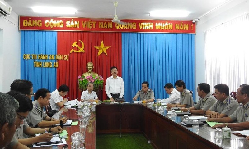 Bộ trưởng Lê Thành Long thăm, làm việc với Cục Thi hành án dân sự, Sở Tư pháp Long An