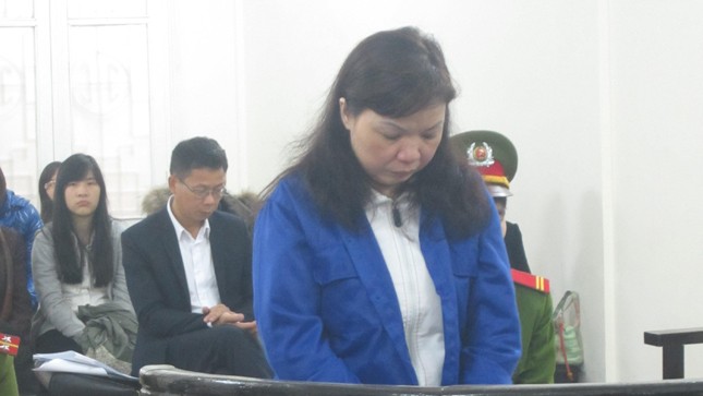 Nữ giám đốc “siêu lừa” lĩnh án chung thân