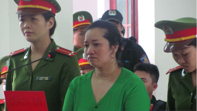 Y án tử hình vợ Bí thư xã giết người để xù nợ