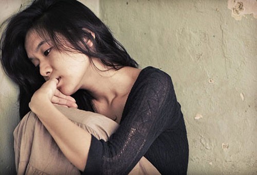 Chồng xin vợ mới đến chăm vợ cũ... mang bầu