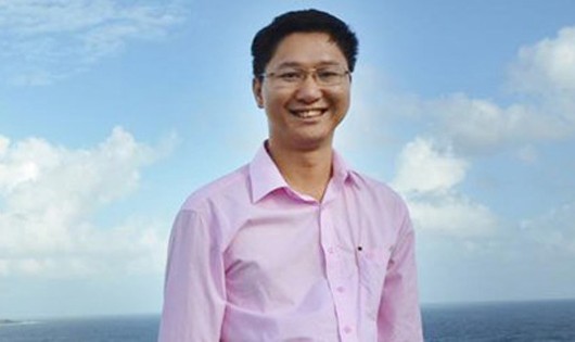 Bí thư Huyện ủy 33 tuổi là con 'ông lớn' nào?