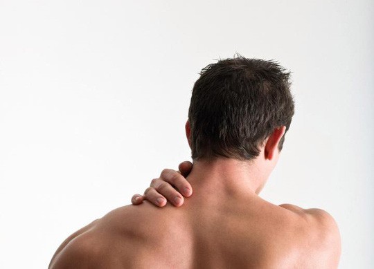 Ghét bao cao su? Hãy bôi thuốc lên vai! - Ảnh 1. Ghét bao cao su? Hãy bôi thuốc lên vai! - Ảnh 1.