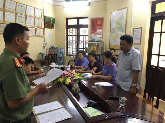 Công an Hà Giang đề xuất xử lý 210 phụ huynh có con được nâng điểm - 2 Công an Hà Giang đề xuất xử lý 210 phụ huynh có con được nâng điểm - 2