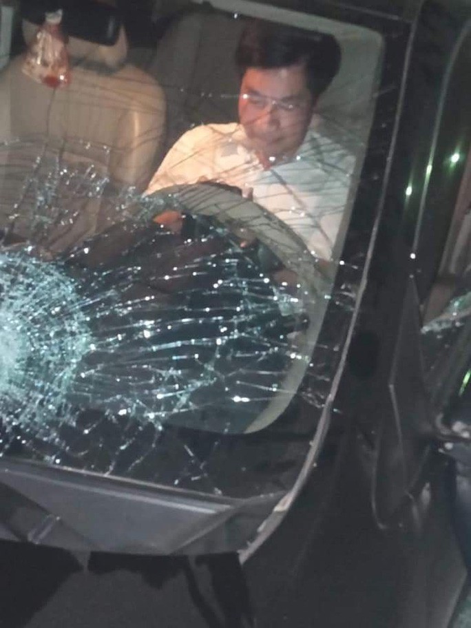 Khởi tố vụ án Trưởng Ban Nội chính Thái Bình lái xe bỏ chạy sau khi gây tai nạn chết người - Ảnh 2. Khởi tố vụ án Trưởng Ban Nội chính Thái Bình lái xe bỏ chạy sau khi gây tai nạn chết người - Ảnh 2.