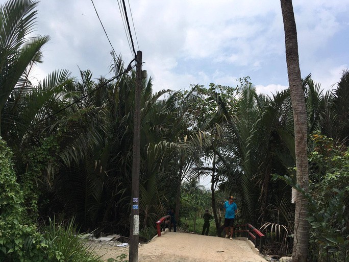 Bắt nghi can liên quan đến án mạng khiến 2 người tử vong ở TP Thủ Đức - Ảnh 1. Bắt nghi can liên quan đến án mạng khiến 2 người tử vong ở TP Thủ Đức - Ảnh 1.
