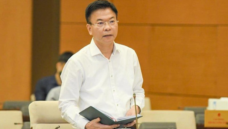 Bộ trưởng Lê Thành Long