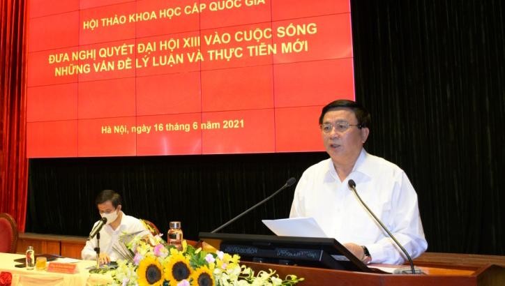 GS.TS Nguyễn Xuân Thắng.