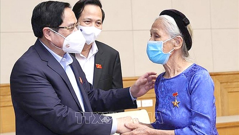 Thủ tướng Phạm Minh Chính nhấn mạnh, chính sách với người có công là vấn đề luôn được quan tâm thường xuyên, nhất quán.