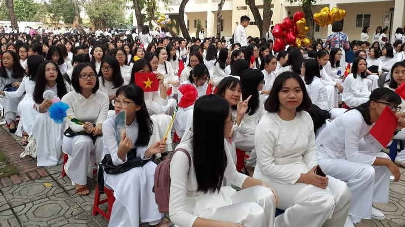 h1-1-9676 Nhìn lại mùa hè đặc biệt